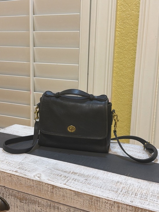 Coach Handbags - Vintage Coach Court Bag. Navy, Style 9870, Made in 1999, Costa Rica.